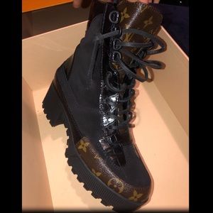 LV Boots